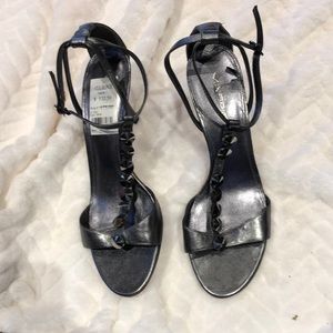 Cute Via Spiga Sandals